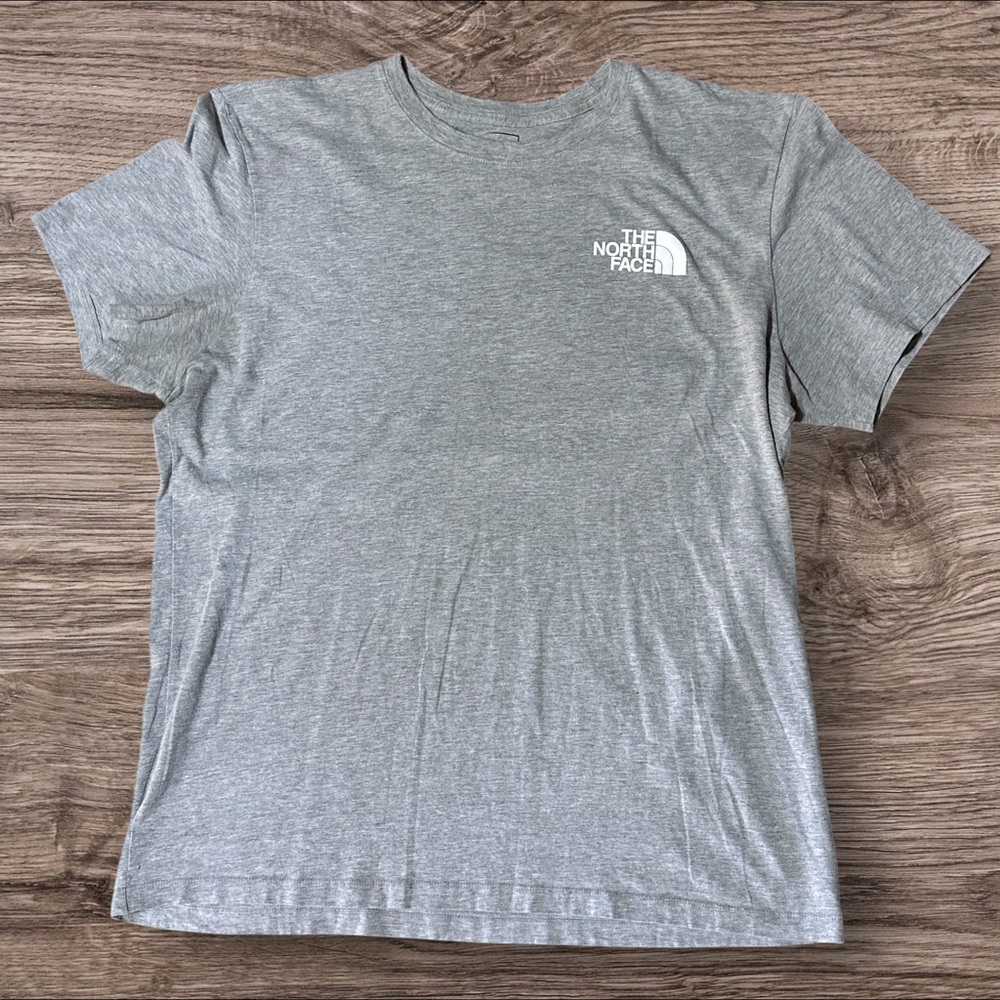 The North Face Gray Men's T-Shirt Size. XL - Picture 3 of 7